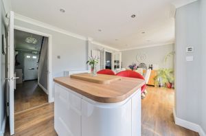 Photo 21- click for photo gallery